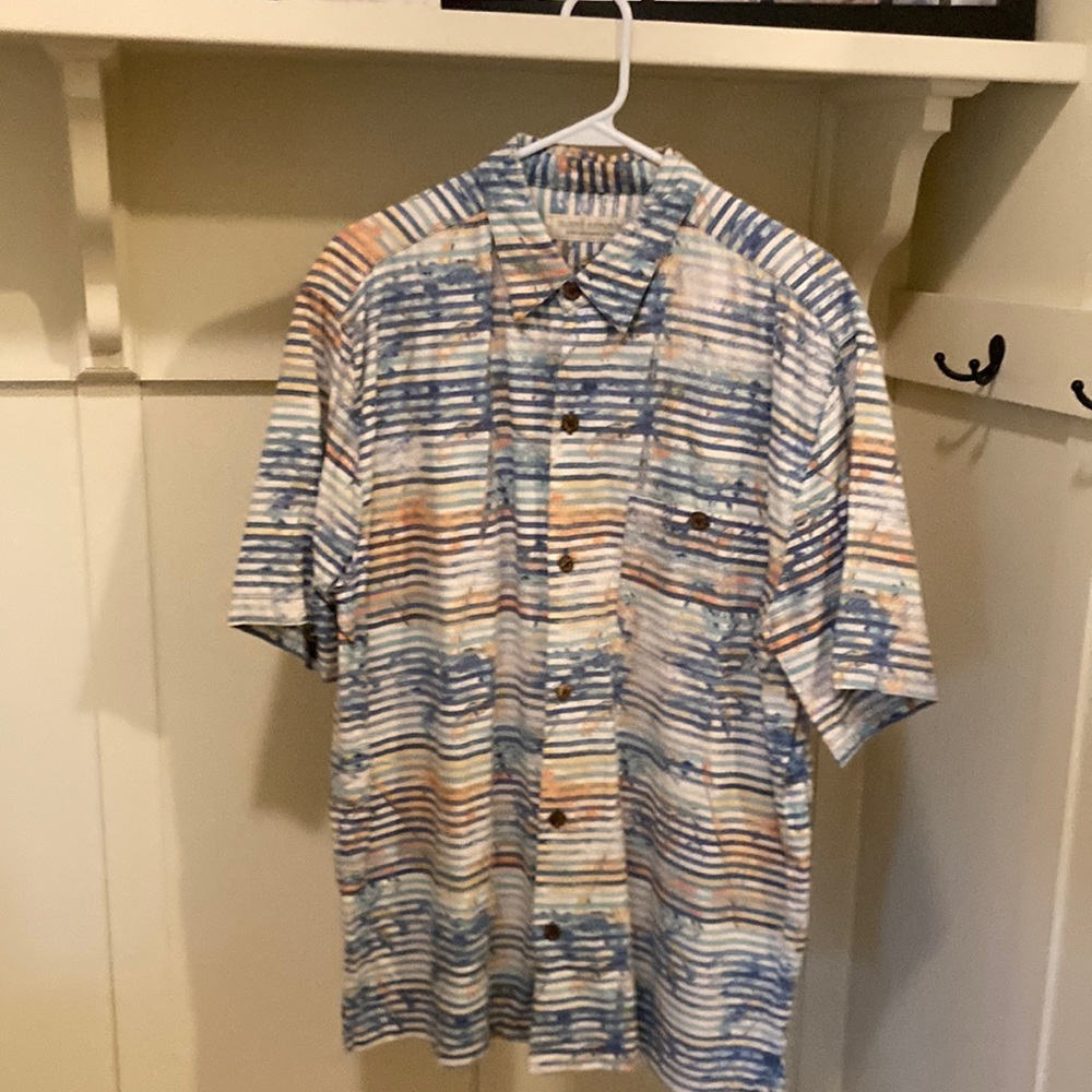 Island republic brand men’s button down casual shirt